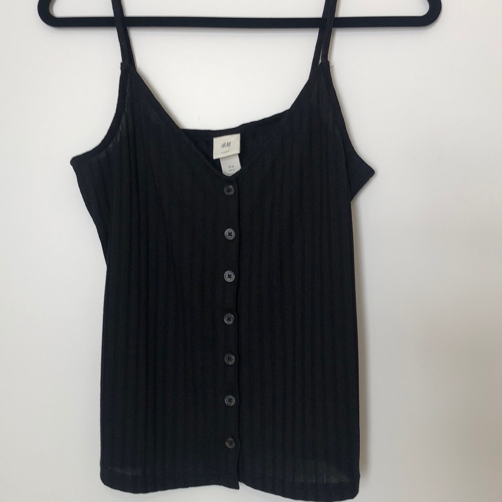 H&M Black Tank Top w/ Buttons😍